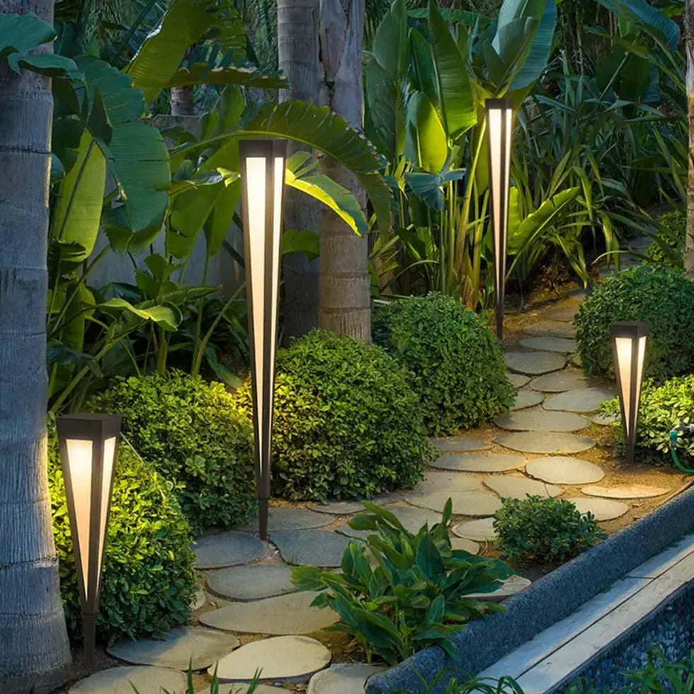 Triangular Solar Modern Pathway Outdoor Lights