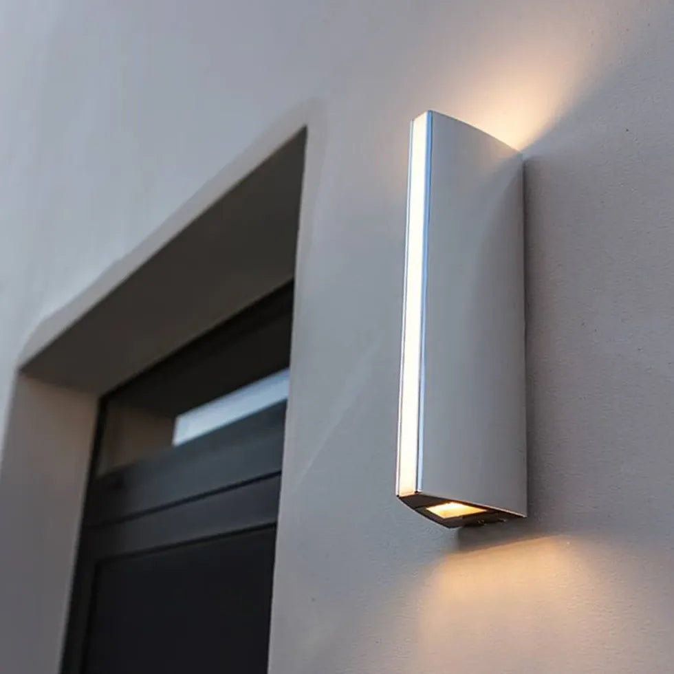 Geometric Integrated LED Outdoor Wall Light